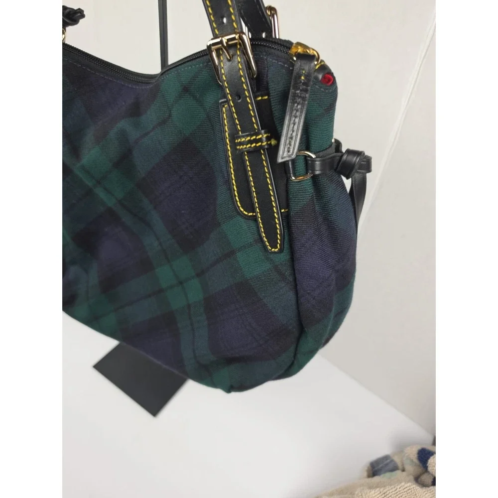 Dooney & Bourke good pre